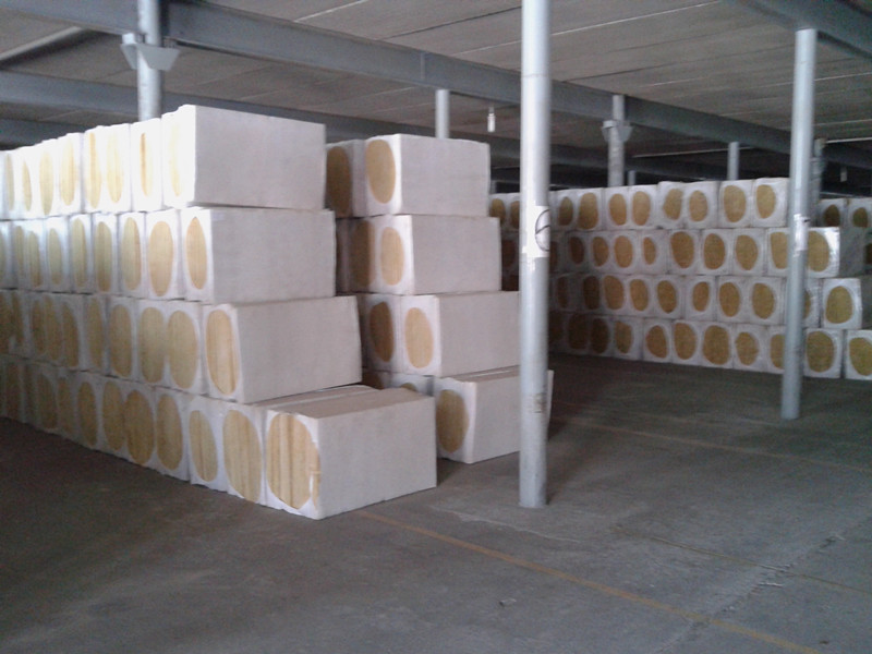 惠城区外墙防火岩棉保温板厂家 专注建筑材料的生产与销售